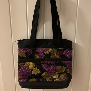 Amish-made lunch tote